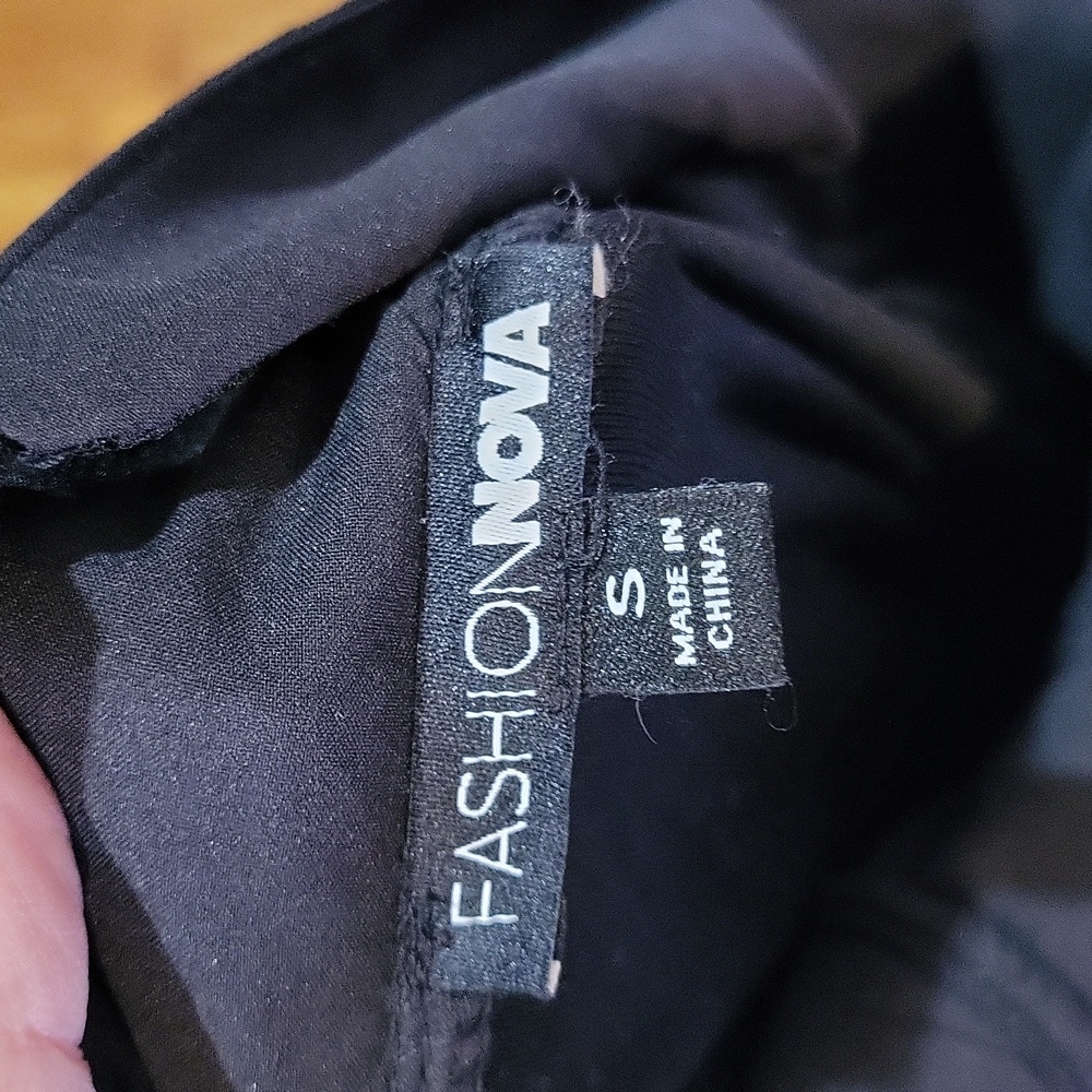 Fashion Nova Dress 🖤 - Picture 14 of 16